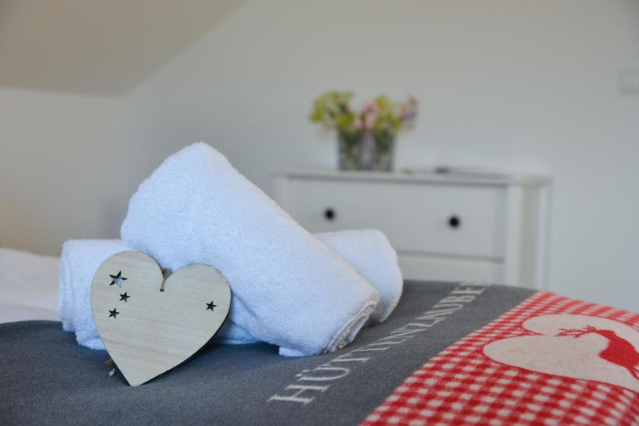 Alpine Appartement Top 8 By Aa Holiday Homes Тауплиц Екстериор снимка